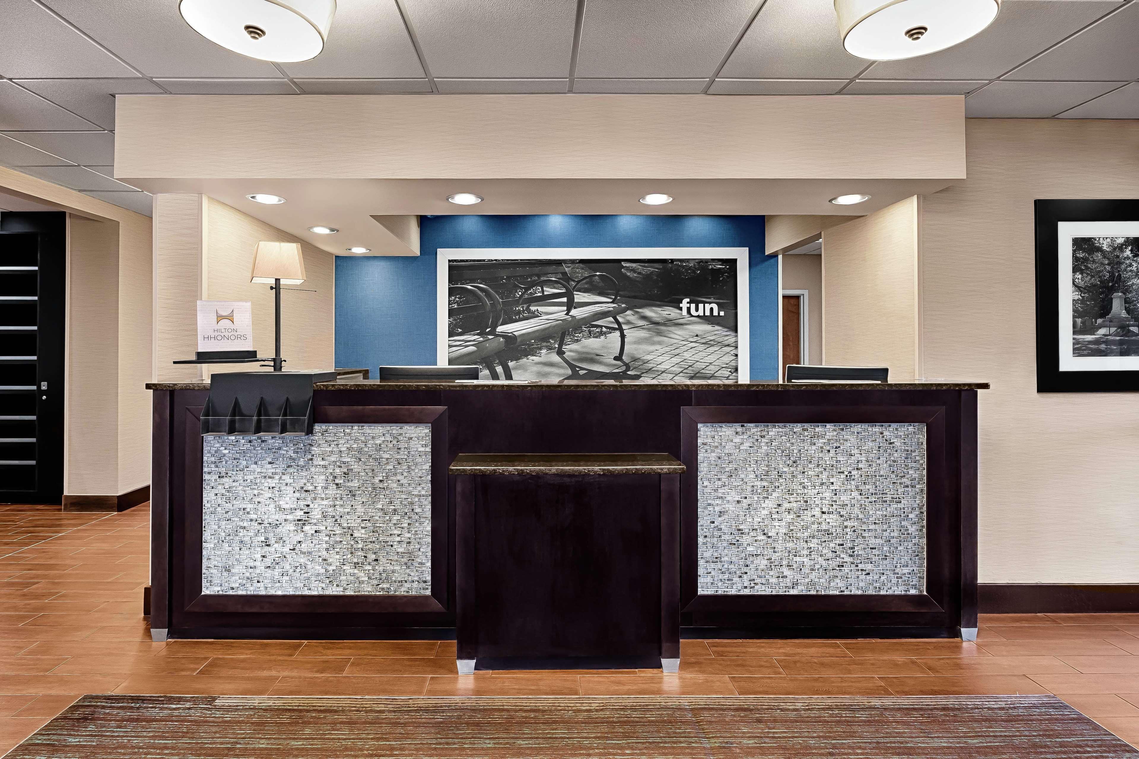 Hampton Inn Morganton Εξωτερικό φωτογραφία