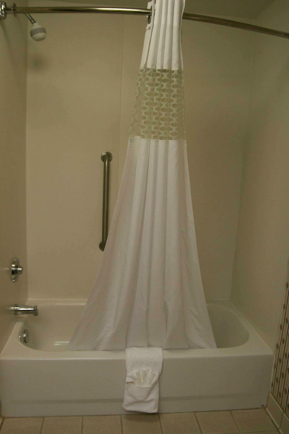 Hampton Inn Morganton Δωμάτιο φωτογραφία